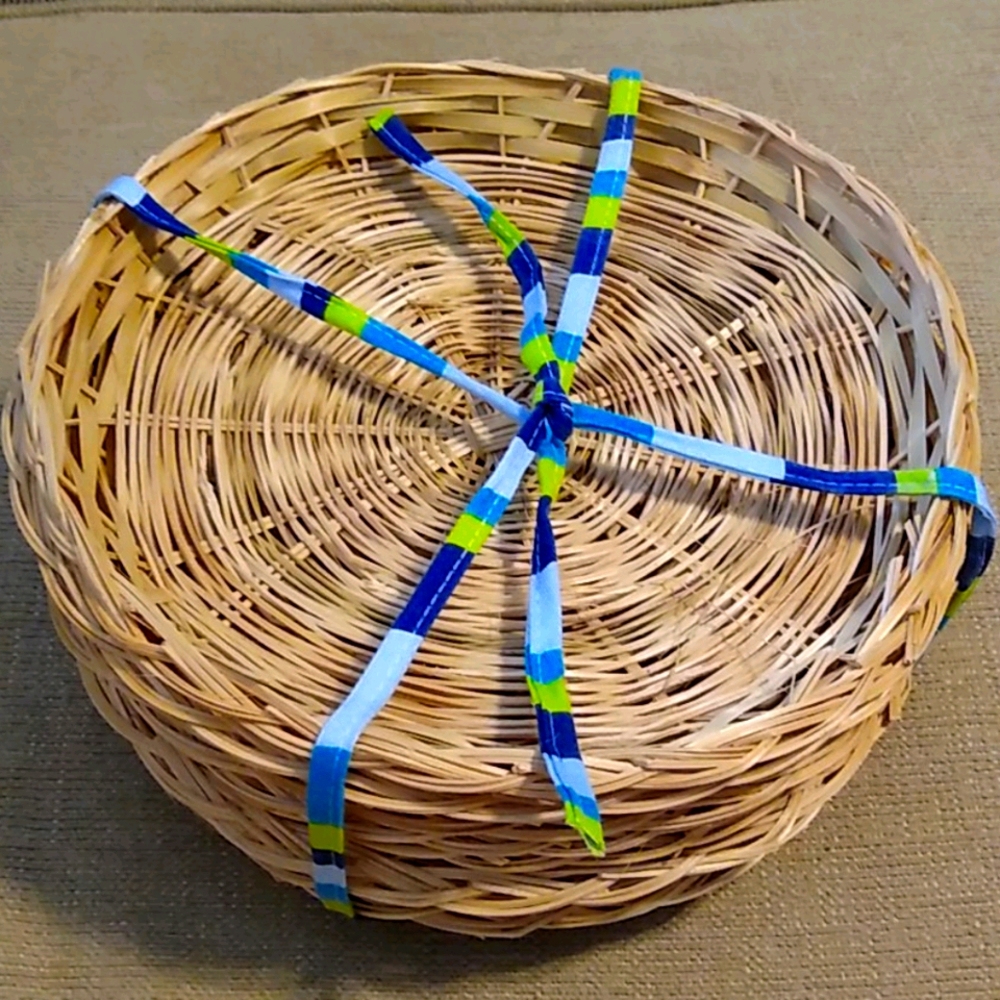 8 Piece Paper Plates Holder